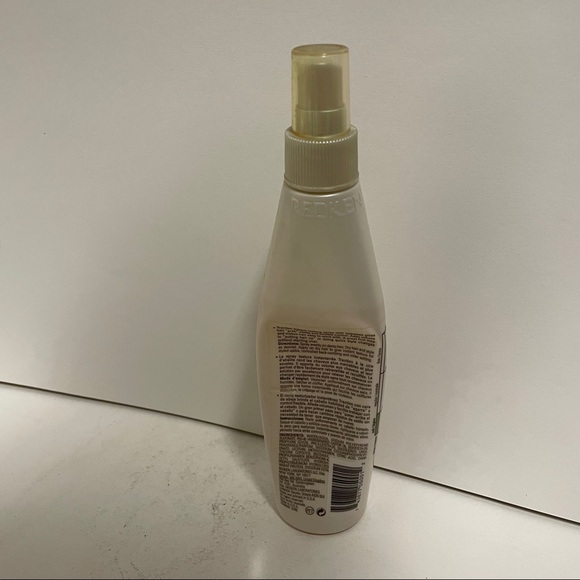 Redken Traction No. 4 Texture Spray HTF - Picture 4 of 4